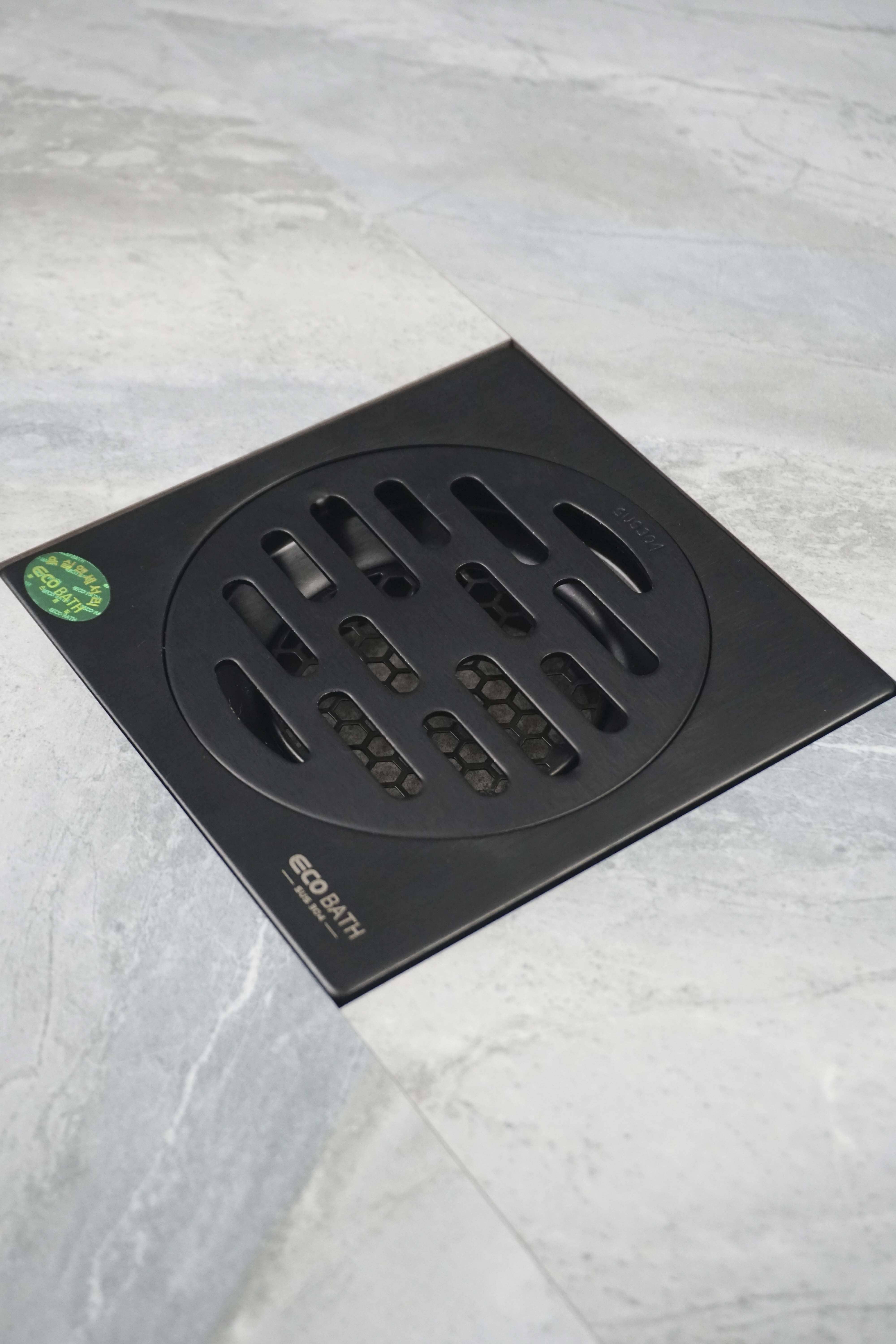 Ga thoát sàn EcoBath EC1061PB màu đen