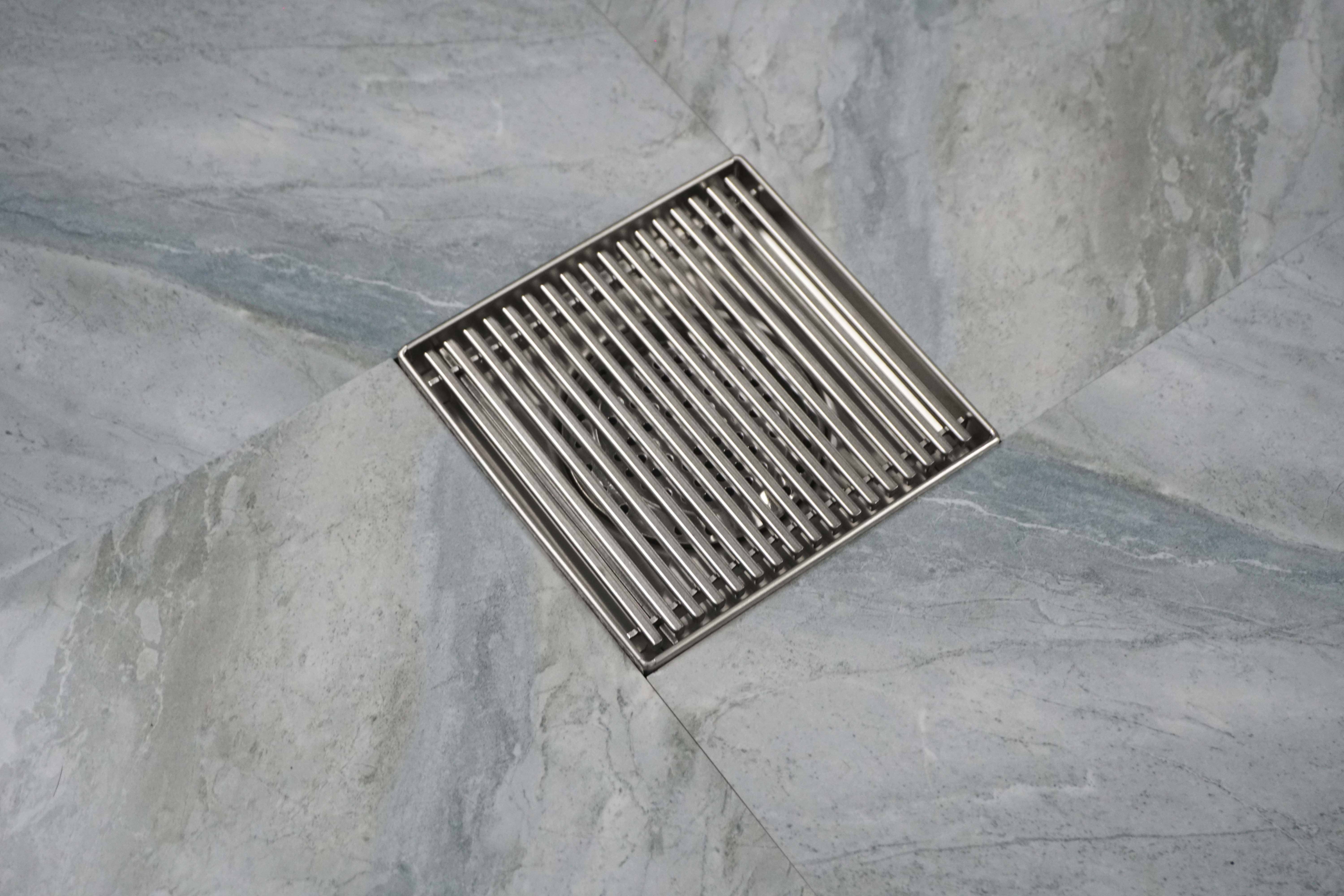 Ga thoát sàn EcoBath EC1069B màu inox chải
