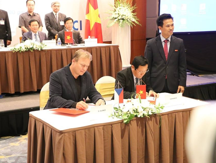 General Director of Dapharco signed a cooperation agreement with ClineX a.s. – Czech Republic