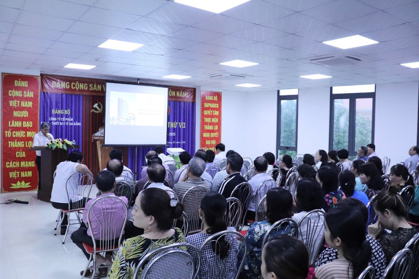 DAPHARCO TỔ CHỨC HỘI NGHỊ KINH DOANH BÁN LẺ