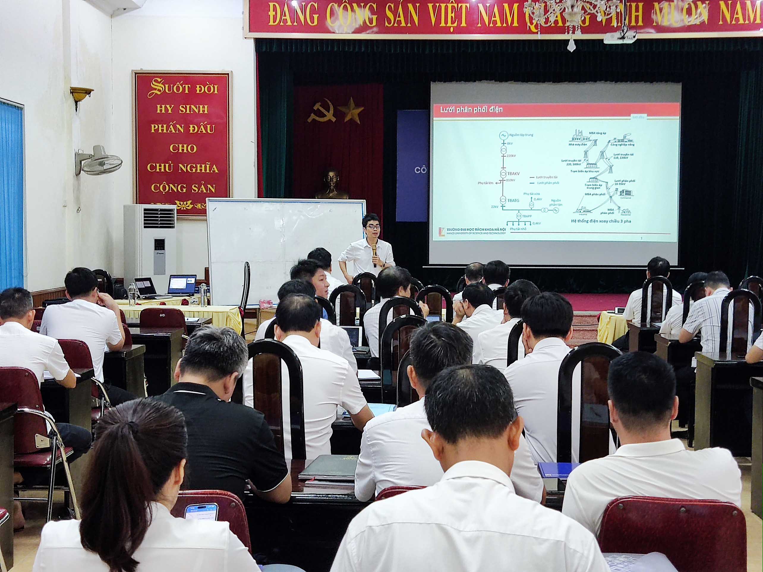 Ôn thi chứng chỉ hành nghề xây dựng lĩnh vực: Thiết kế cơ - điện công trình
