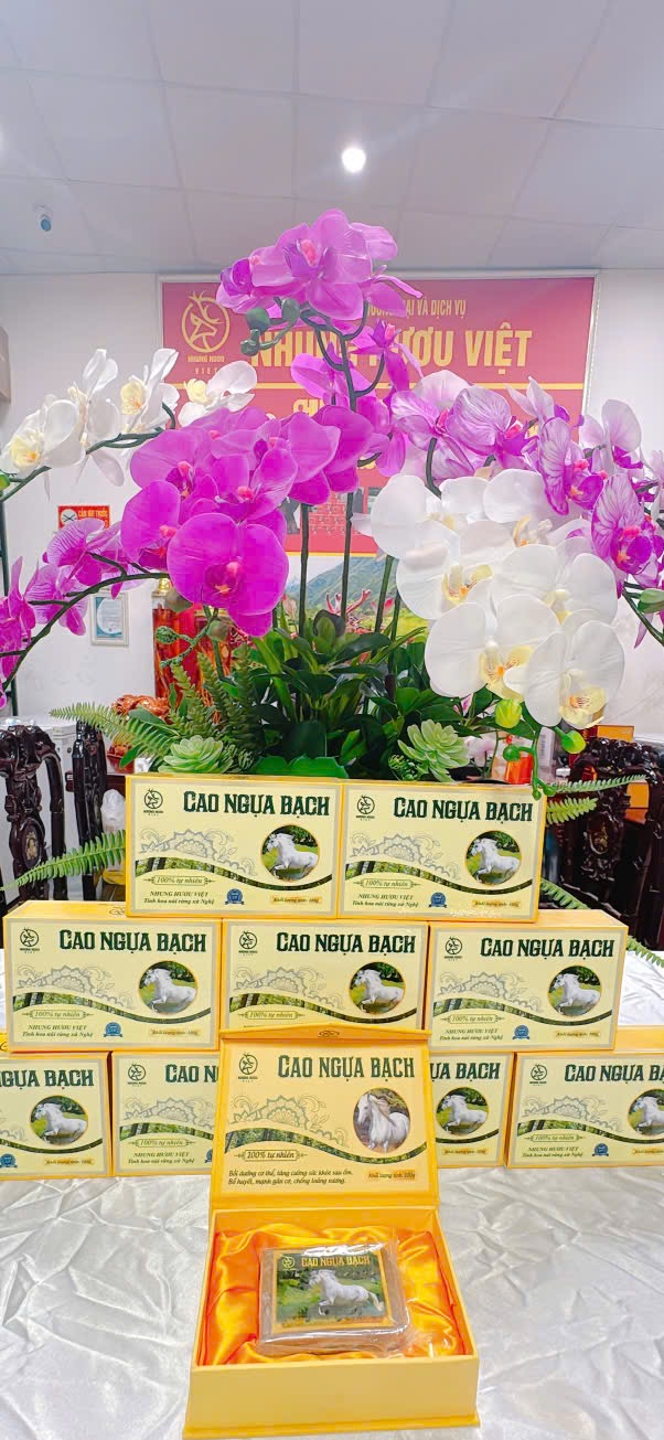 Cao ngựa bạch