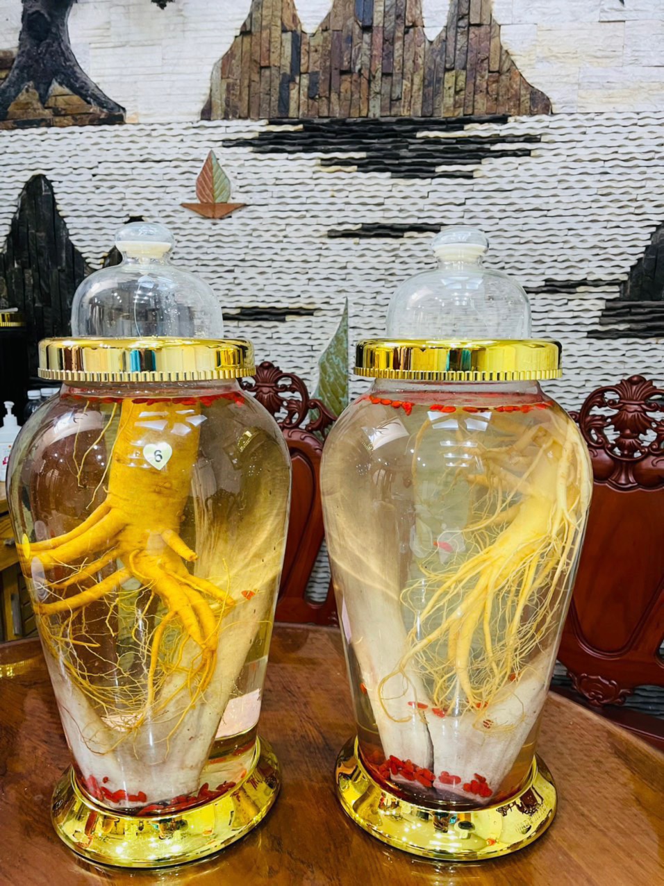 RƯỢU NHUNG HƯƠU