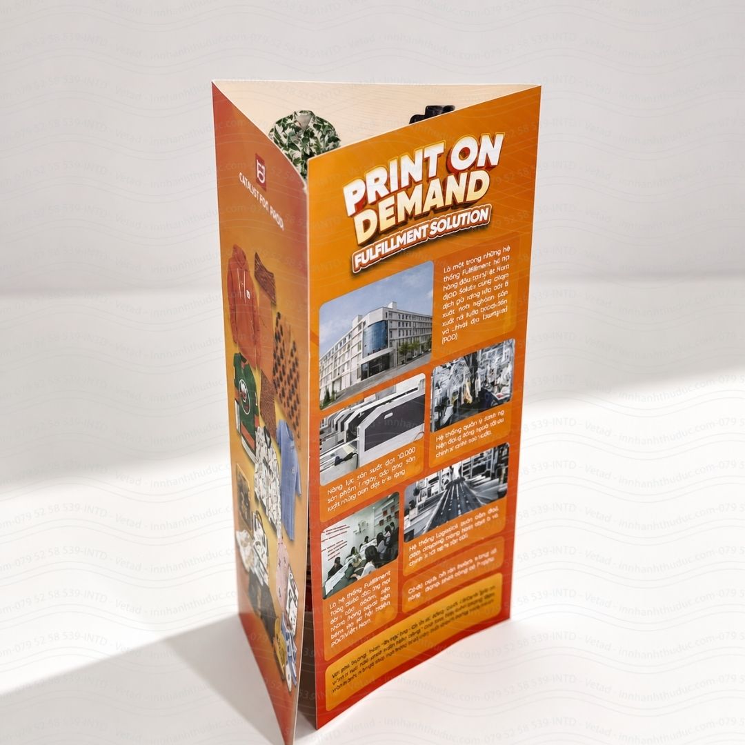 Sự Khác Biệt Giữa Tờ Gấp 3 (Trifold) Và Tờ Gấp Z (Z-Fold)