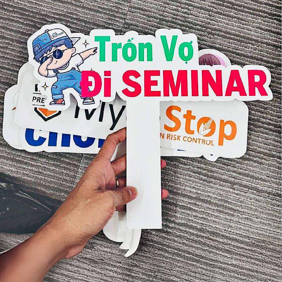 Hashtag cầm tay