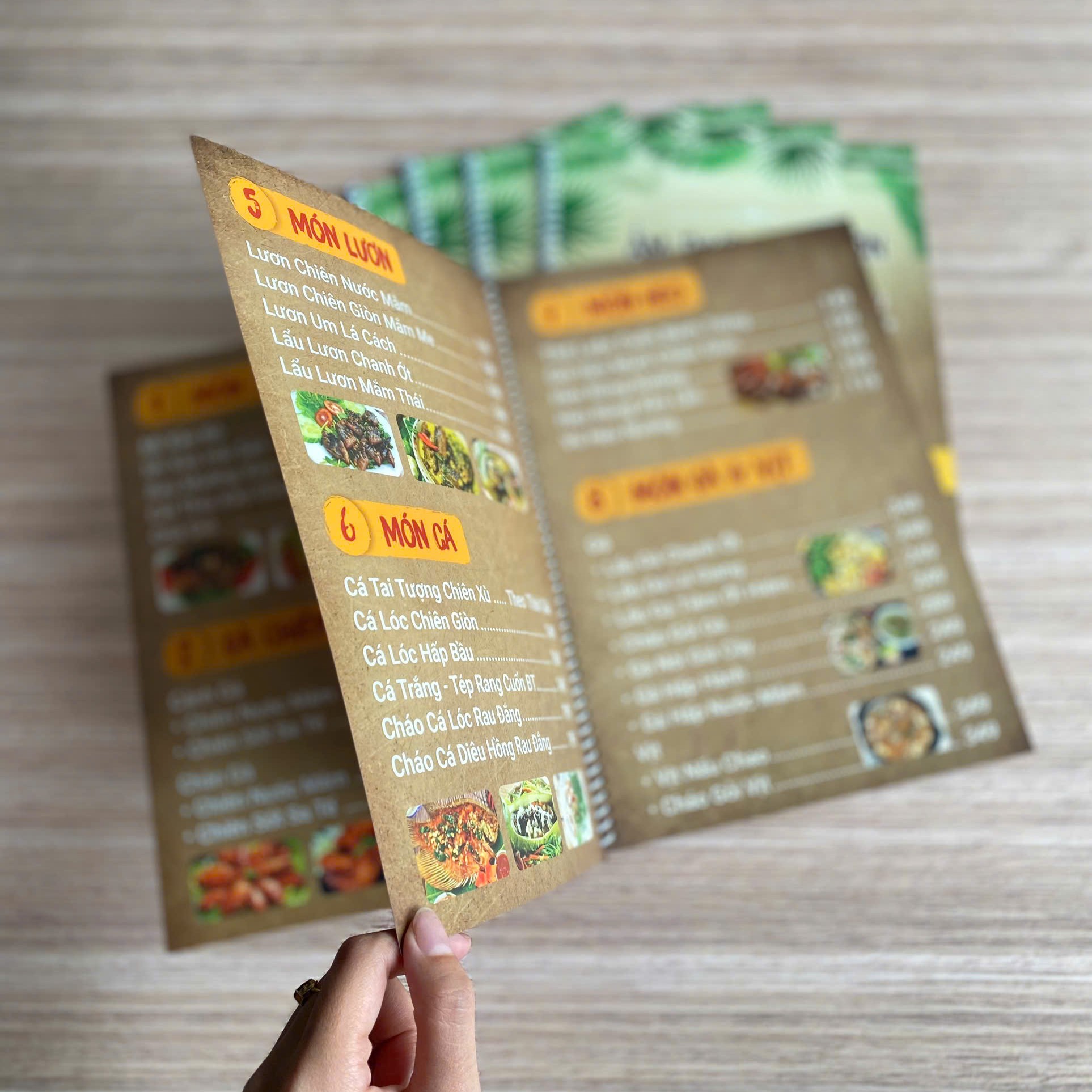 MENU NHỰA - IN NHANH THỦ ĐỨC