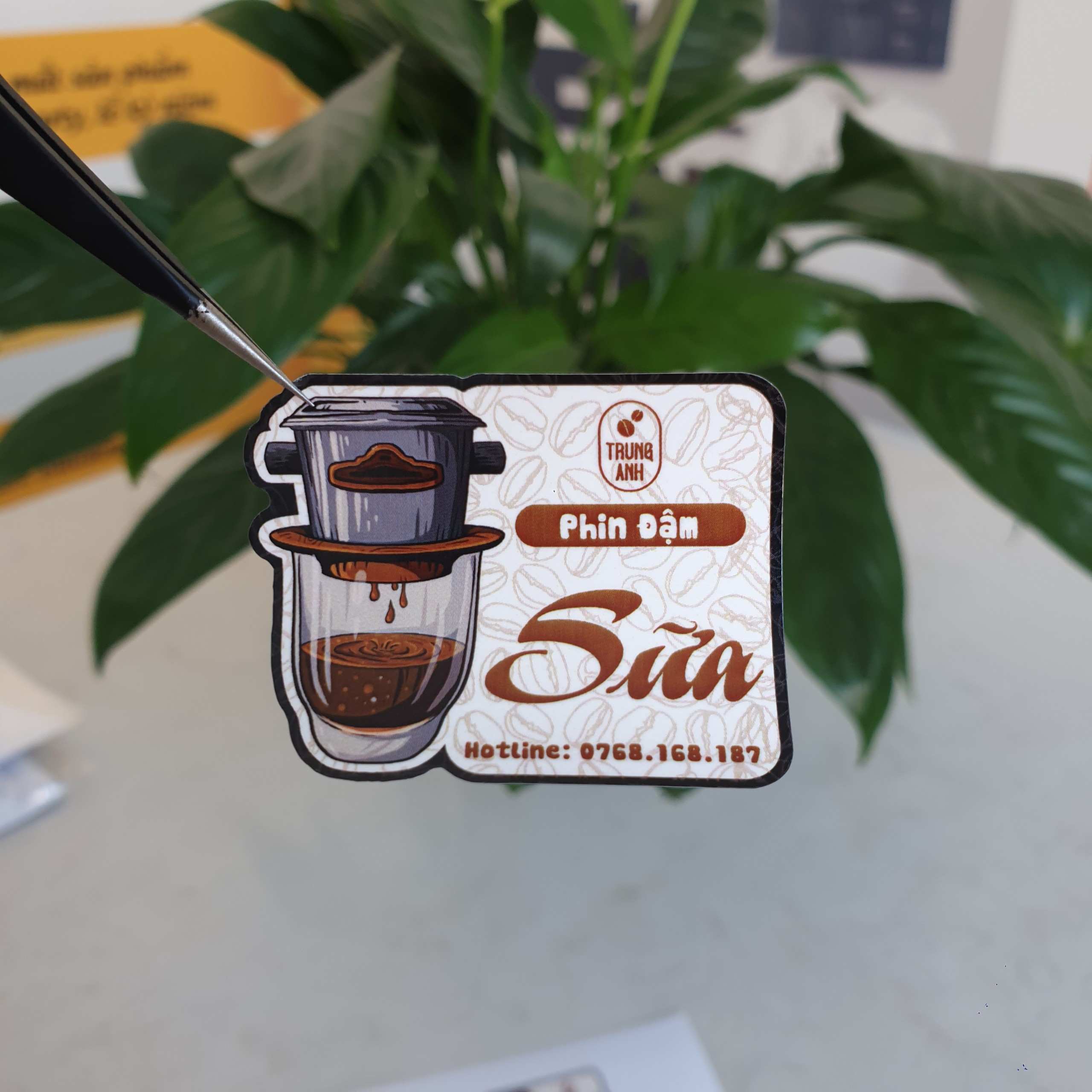 Mẫu tem bế theo hình