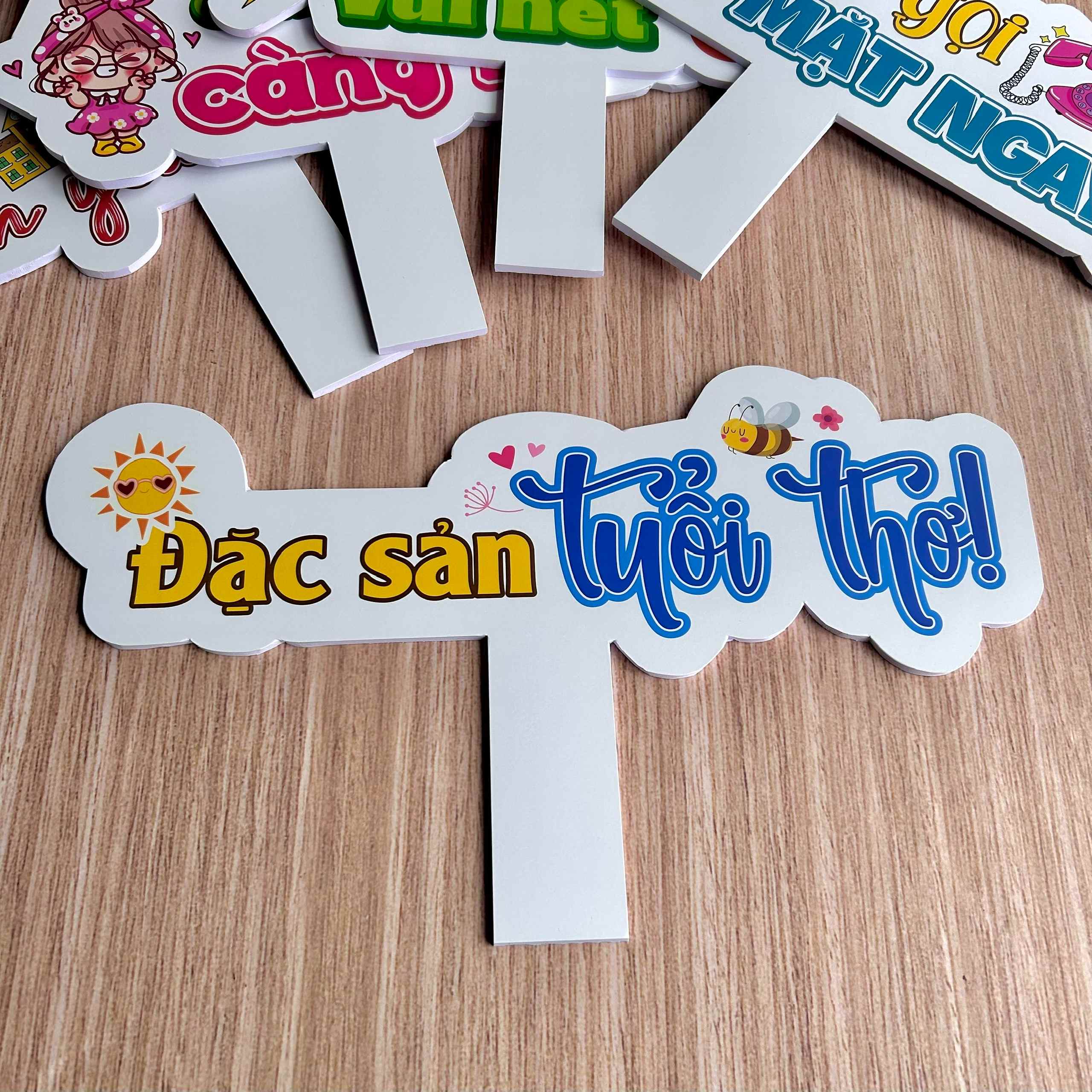 Hashtag cầm tay