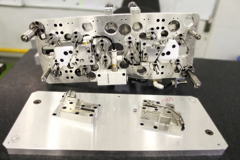 Gia công cơ khí chính xác bằng máy CNC hiện đại – LH 0879456888