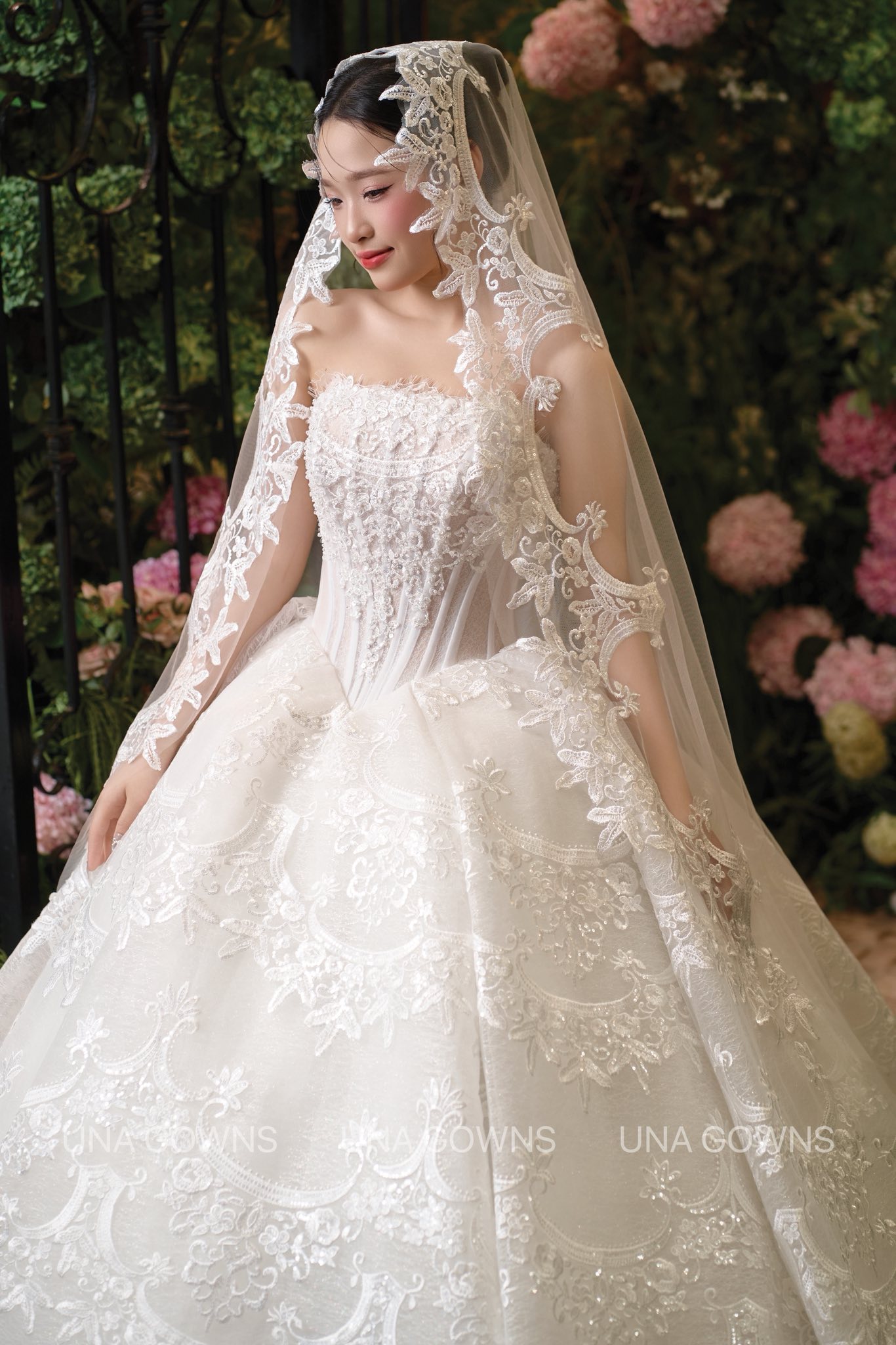 Váy Cưới Ren Cao Cấp Internal Lace 13