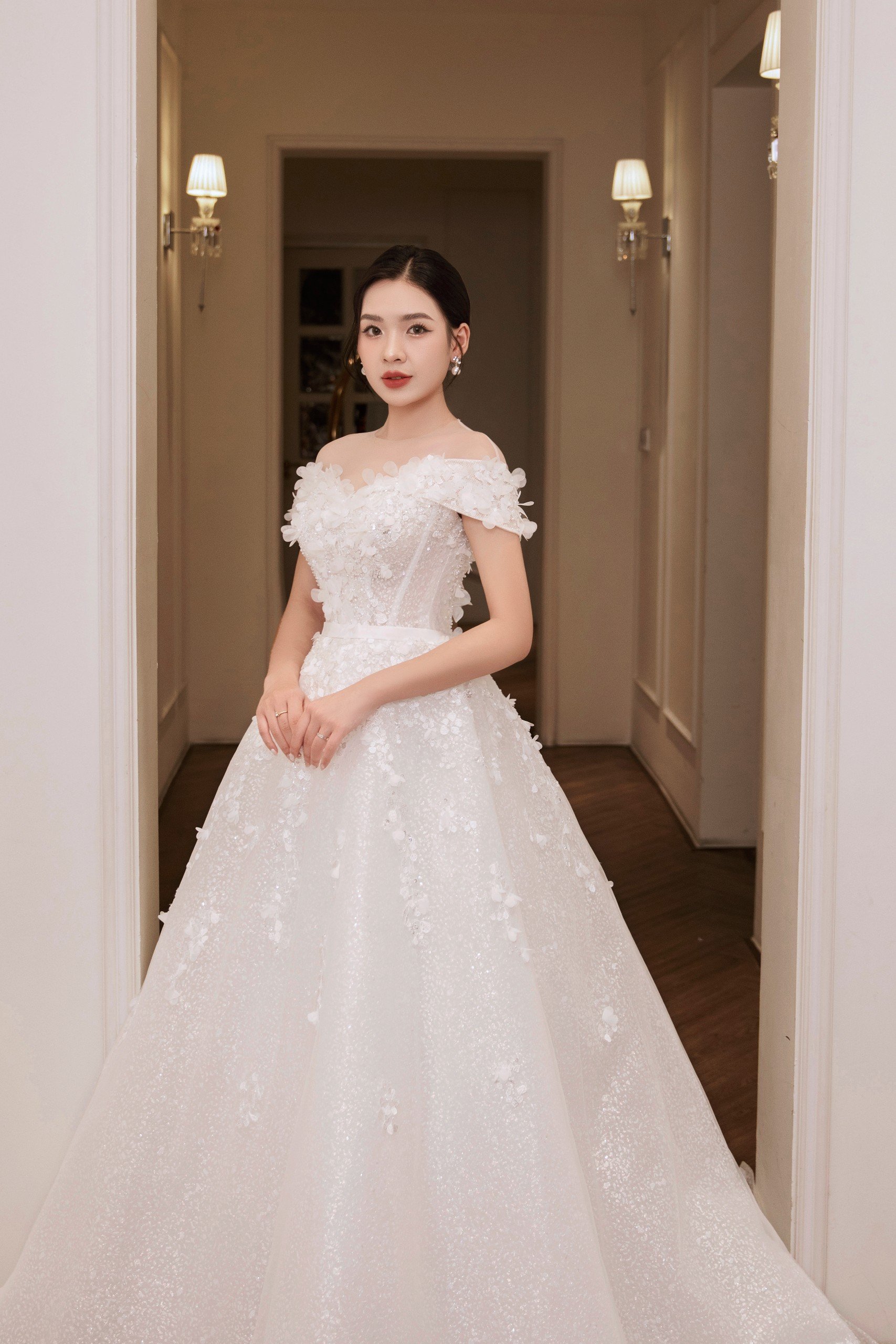 Váy Cưới Luxury Wedding Gown CD23