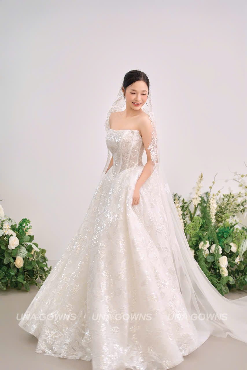 Váy Cưới Signature Collection