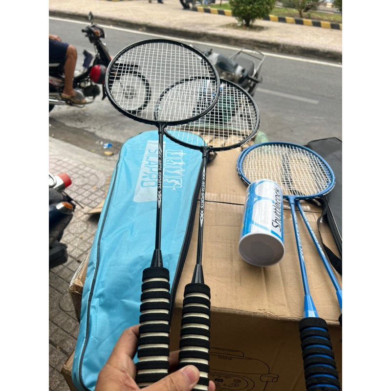 Bộ 2 Vợt Cầu Lông Kèm 3 Trái Cầu Đàn Hồi Tốt Bền Đẹp