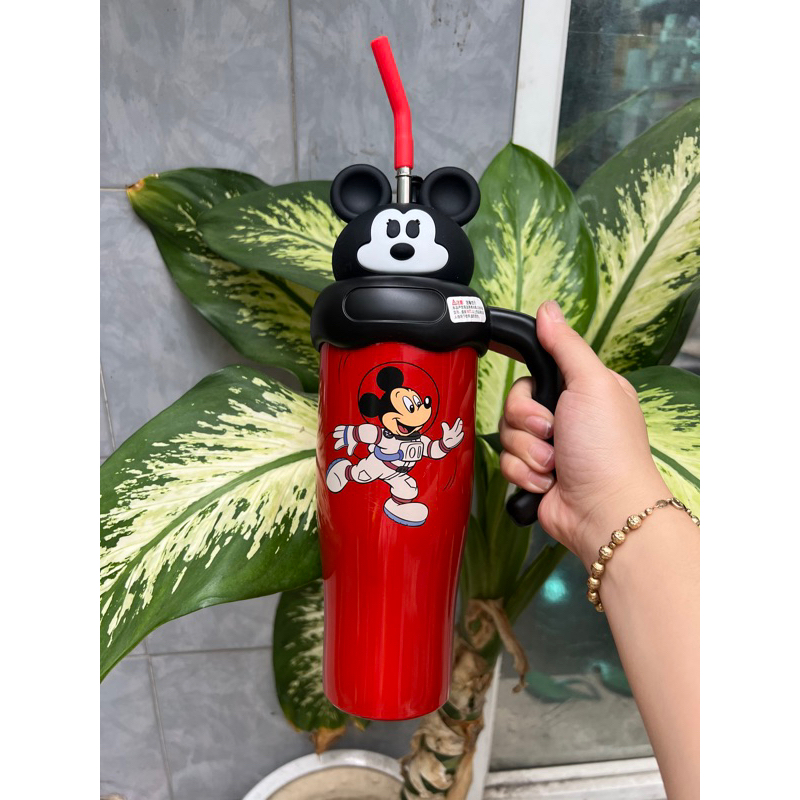 Ly Giữ Nhiệt Cao Cấp 900ml Có Tay Cầm Kèm Nắp Hình Thú Có Nút Đậy Chống Bụi Bẩn