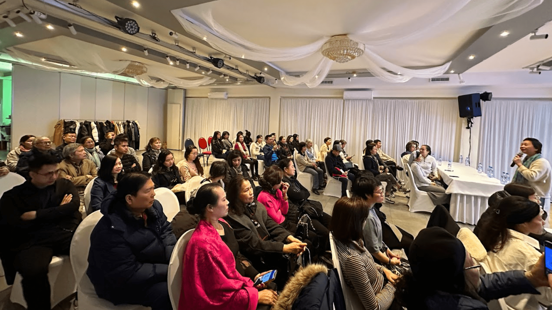 HỘI THẢO GIAO LƯU “THẦY THUỐC TỰ THÂN”