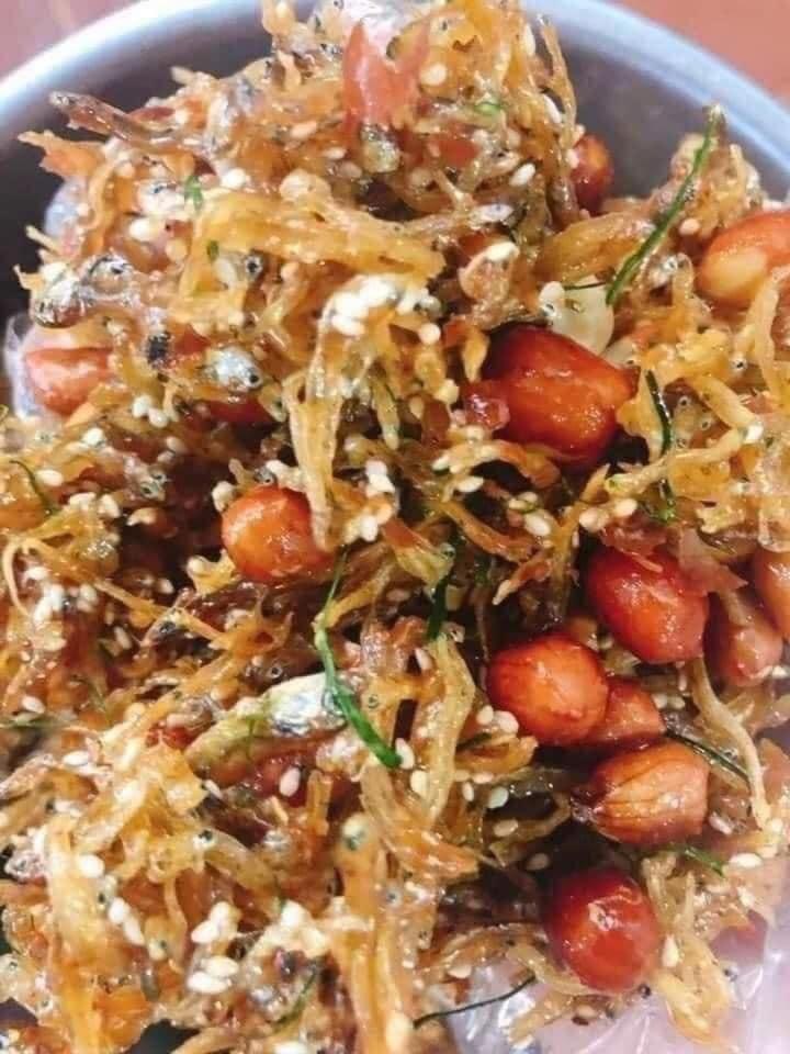 CÁ MỜM CƠM RIM LẠC