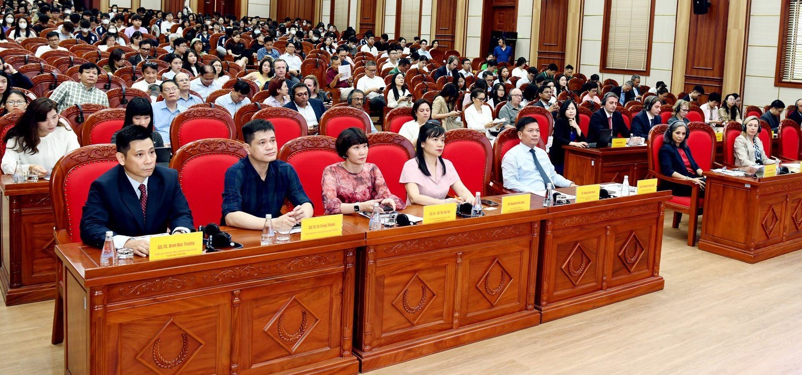 Đại học từ xa ngành Quản trị Kinh doanh & Quản trị Doanh nghiệp – Bước tiến tri thức cho người Việt tại Nhật Bản