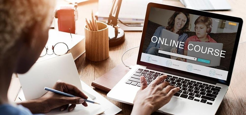 Lựa chọn ngành học phù hợp với bản thân sau khi kết thúc chương trình THPT – Góc nhìn cho du học sinh và lao động Việt tại Nhật Bản