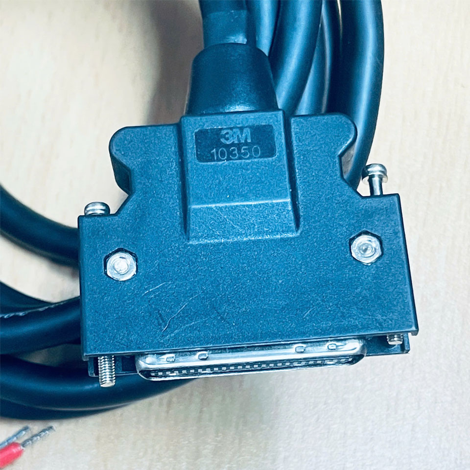 Cáp SCSI HPCN MDR 50 Male to 50 Core Screw Lock Dài 3M I/O Connector Cable Shielded 3M 10350 28AWG X 25P For Mitsubishi Servo Driver MR-J3CN1 Interface CN1