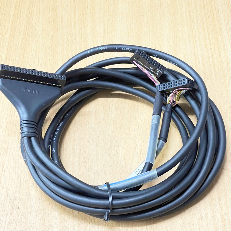 Cáp IOLINK SAMWON ACT R40H/20HH-20S-2A,1A IDC 40 Pin 2.54mm Pitch to 2 IDC 20 Pin Pitch Dài 2M For PLC XBM Breakout toSuit XBE Terminal Board