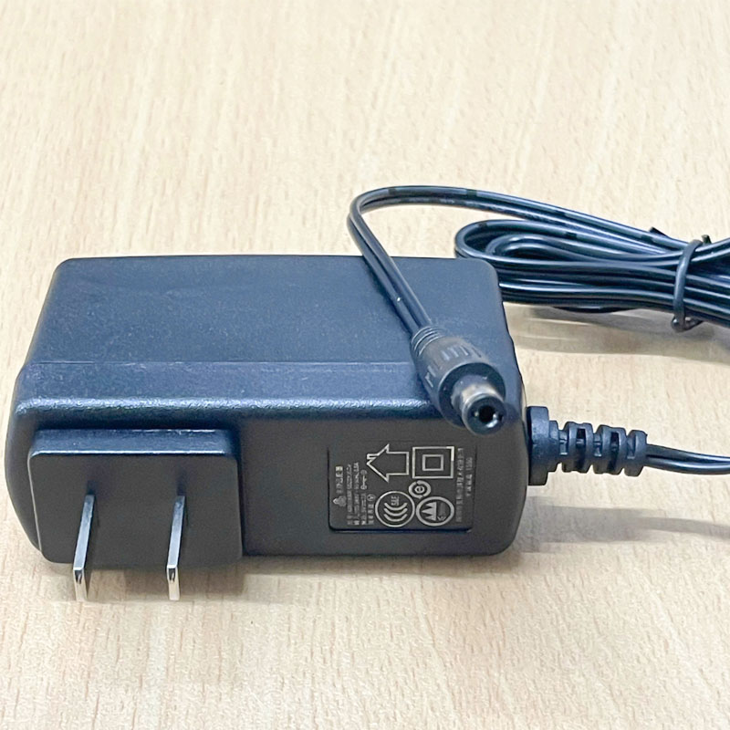 Adapter 5V 2A AW018WR-0500200CV Connector Size 5.5mm x 2.1mm Power Supply