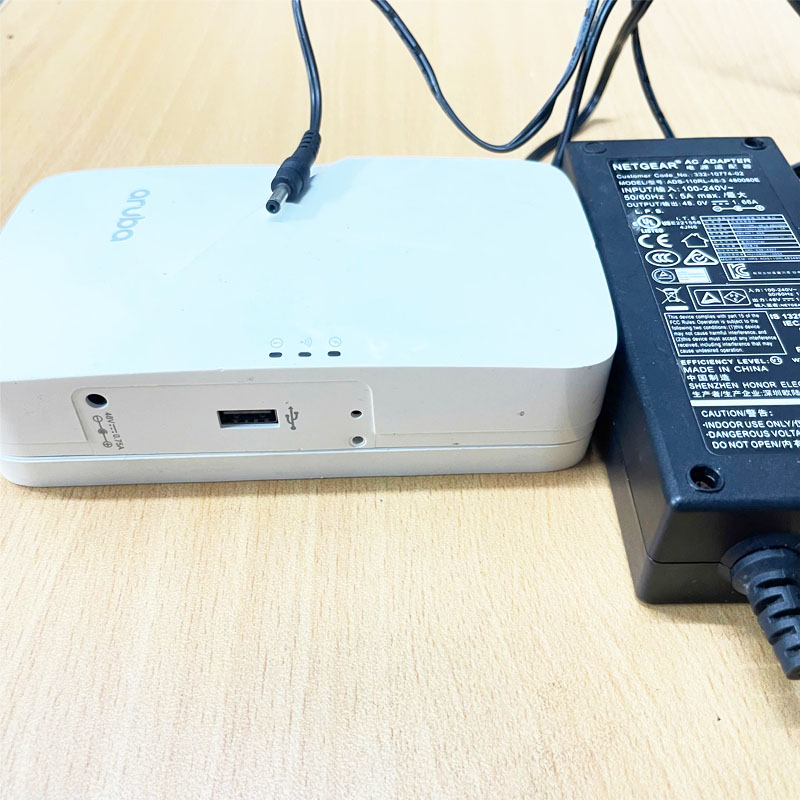 Adapter 48V 1.66A ADS-110RL-48-3 480080E Chân cắm DC Size 3.5mm x 1.35mm dùng cho bộ định tuyến Aruba Wirelss Access Poin APINH303 AP-303H207/303/305/3xx/5xx