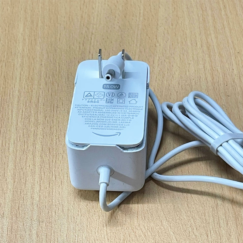 Chuyển nguồn 12V 1.25A 15W Chân cắm 4.0mm x 1.7mm