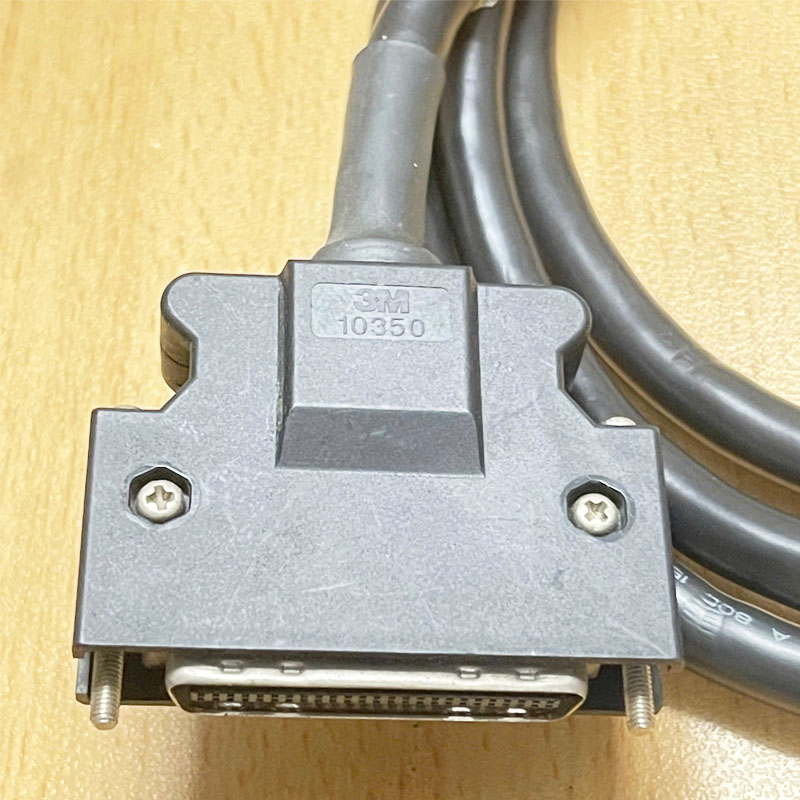 Cáp SCSI MDR 50 Pin Male to Hirose Connector HIF3BA-20D-2.54C(63) IDC 0.10'' 2.54mm 20 Pin Female Length 1.5M