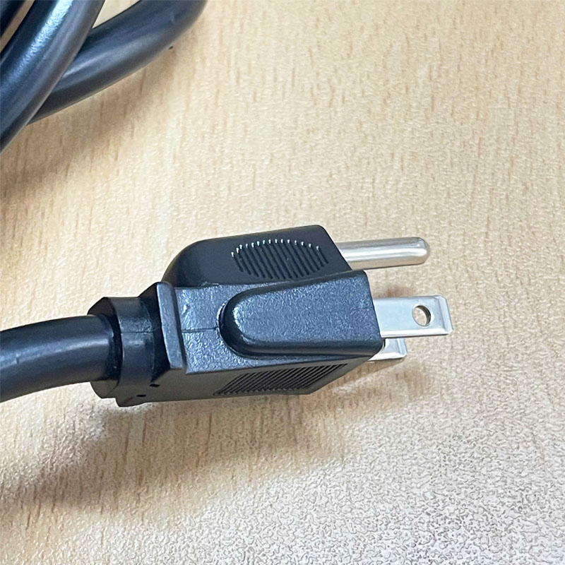 Dây Nguồn Thiết Bị Y Tế NEMA 5-15P to IEC 320 C13 15A 125V 14AWG 3x2.08mm² Length 2.5M