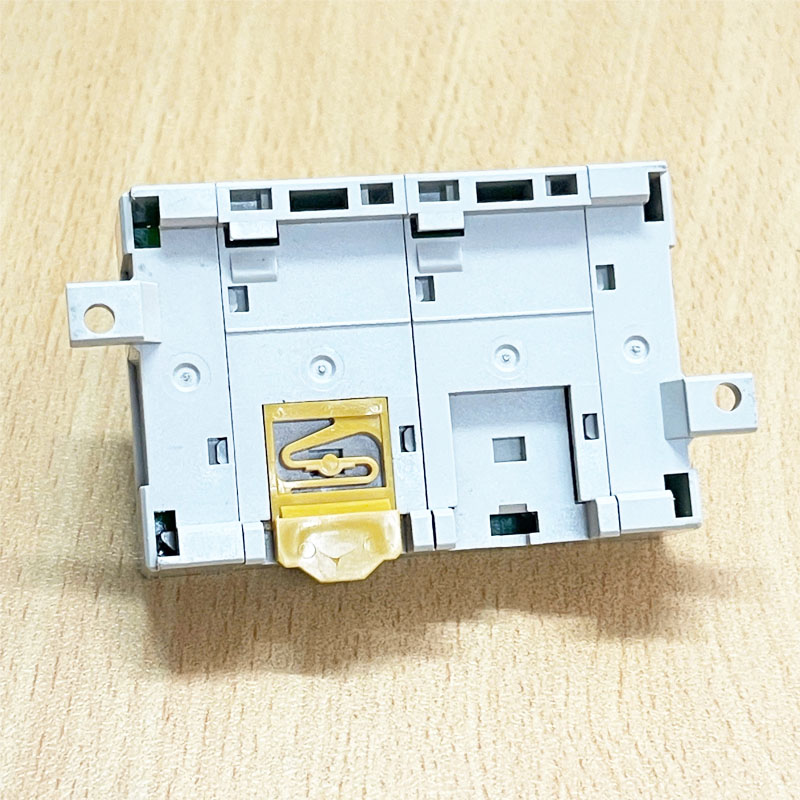 Cầu Đấu OMRON XW2B-20G4 IDC Connector 20 Pin Male Pitch 2.54mm Interface Terminal Block