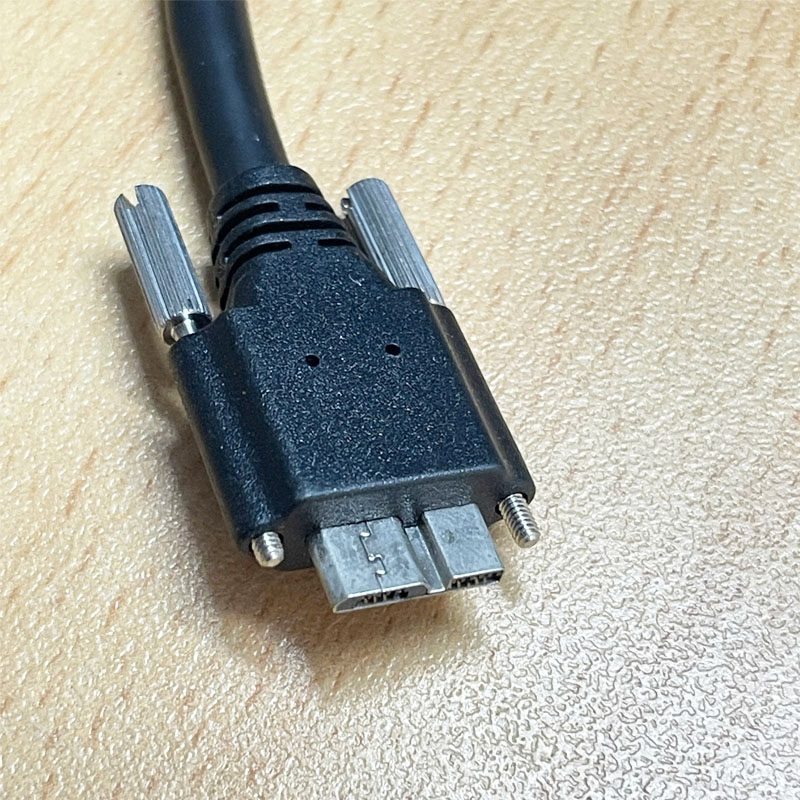 Cáp BASLER USB 3.0 A86-4730 to USB MicroB 2000033239 Screw Locking Data Transmission 5Gbps Length 3M 10ft For Industrial Camera Basler