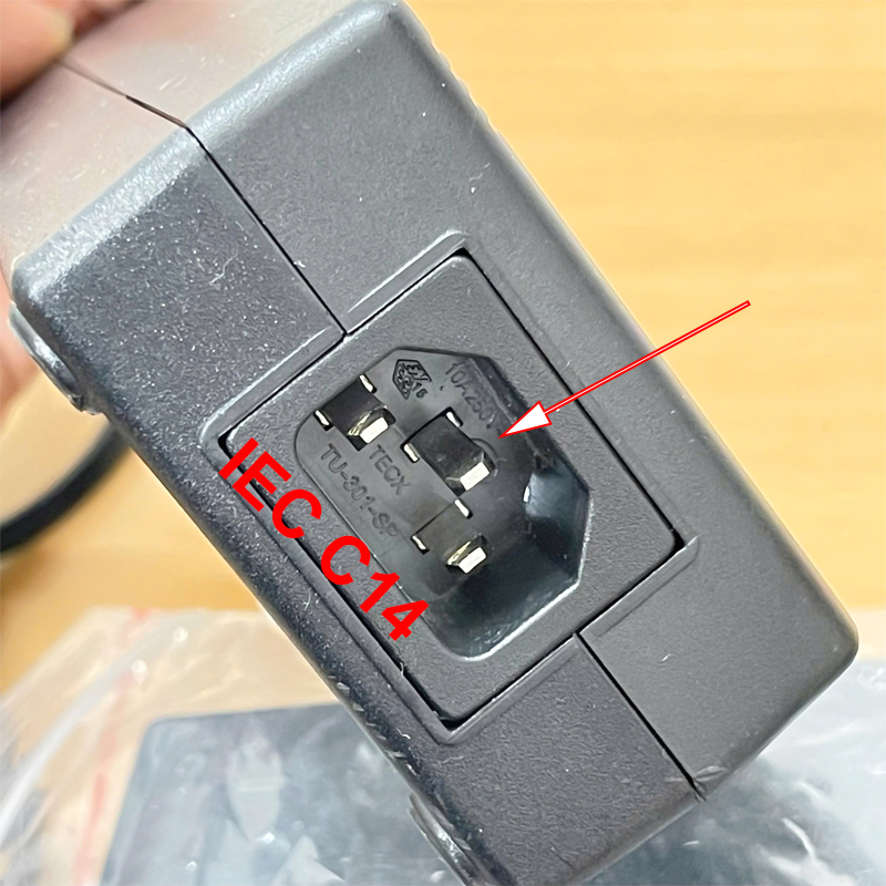 Chuyển nguồn Adapter Atron 12V 10A 120W CAD120121 Chân cắm Connector 5.5mm x 2.5mm