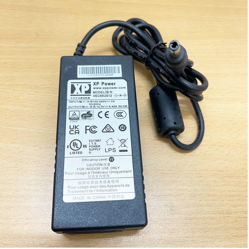 Chuyển nguồn 12V - 5.42A 65W XP Power VEC65US12 chân cắm 5.5mm x 2.5mm