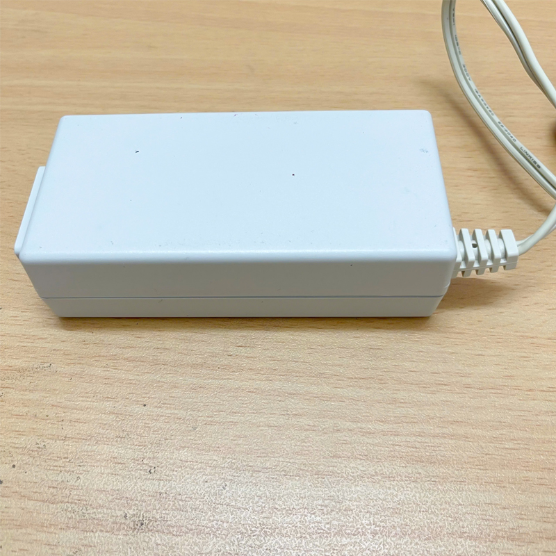 Chuyển nguồn Adapter 12V 5A 60W AVENT  SA165A-1250U-3 DC Size 5.5mm x 2.5mm