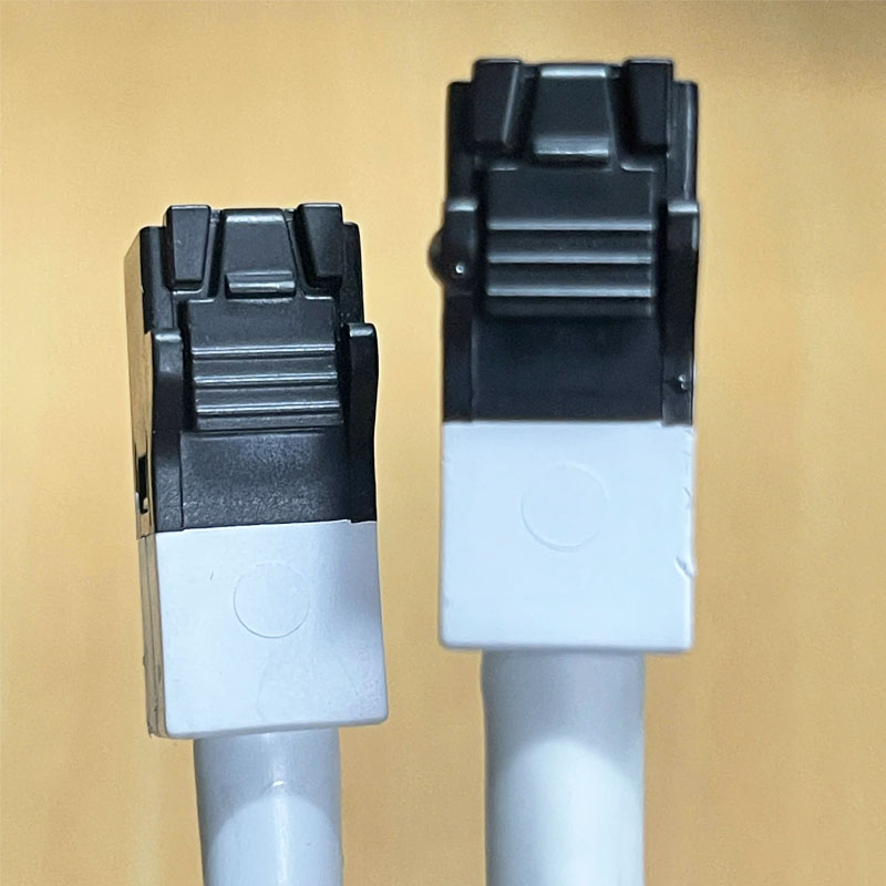 Cáp Dữ Liệu Mini SAS SFF-8643 to SFF-8643 Length 30Cm