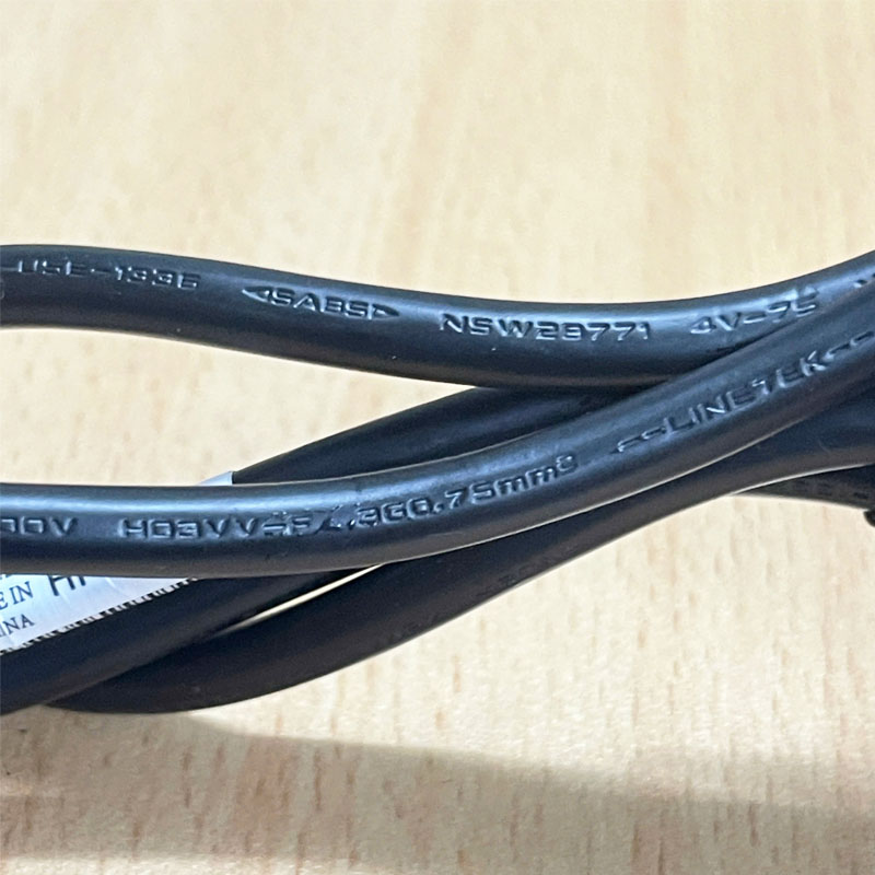 Dây Nguồn UK BS1363/A LINETEK LP-61L LS-15 to IEC 320 C5 5A/2.5A 250V Tiết Diện Dây 3Gx0.75mm² Dài 1M