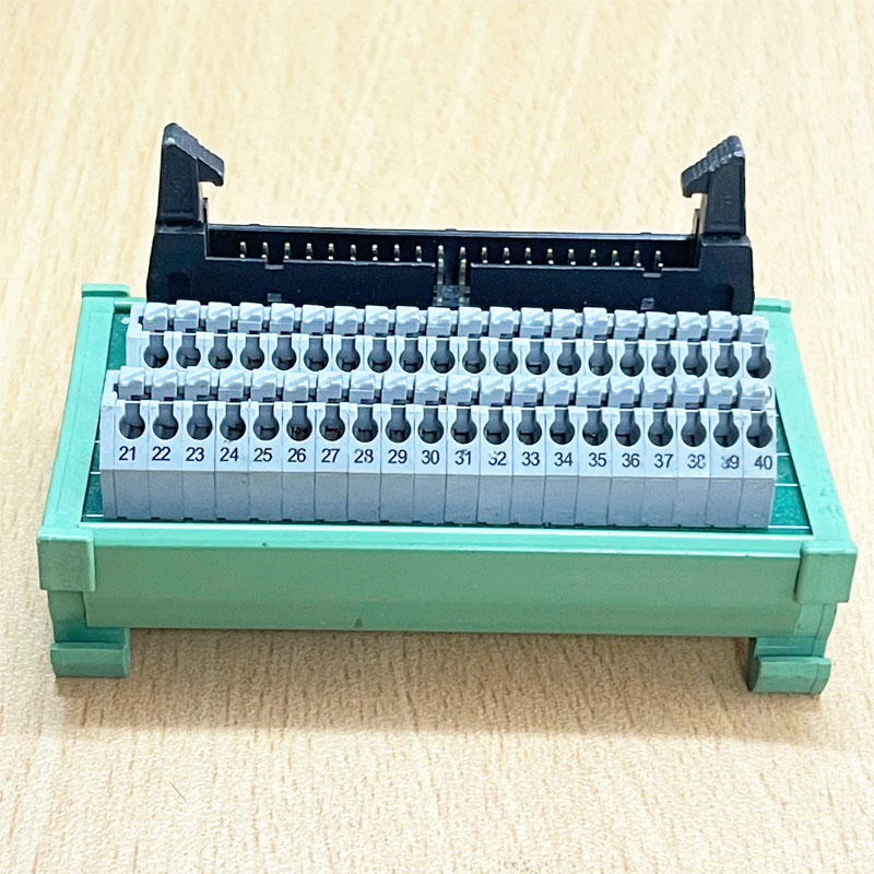 Cầu Đấu Original SENTINEL M40-PX02-1 IDC Connector 40 Pin Male Pitch 2.54mm PLC Terminal Block