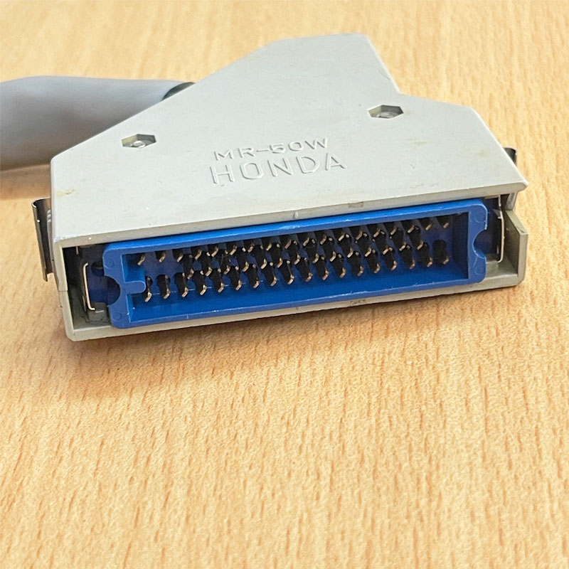 Cáp HONDA MR-50W 50 Pin Female to Male Length 1M Cable Connector HONDA MR-50W 50 Pin 60 Degree Plastic with Latch Clip