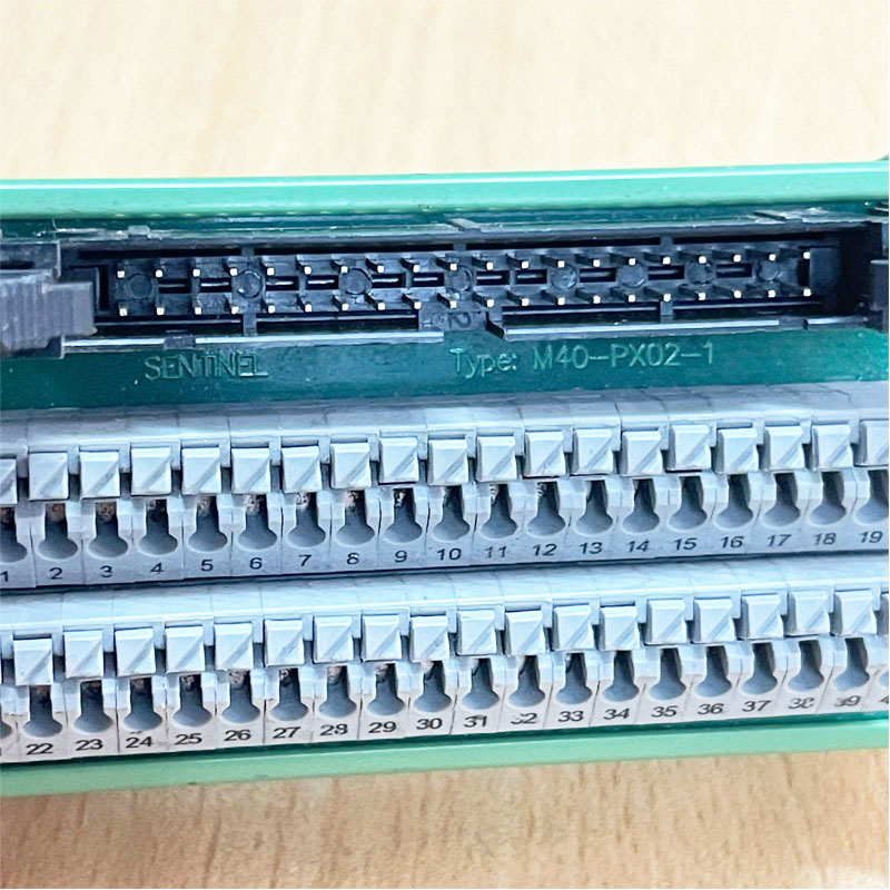 Cầu Đấu Original SENTINEL M40-PX02-1 IDC Connector 40 Pin Male Pitch 2.54mm PLC Terminal Block