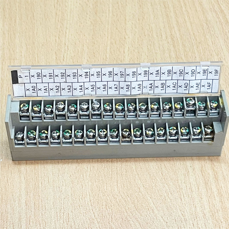Cầu Đấu TOYOGIKEN PCN7-4F40-T34-M1 A6CON1 40 Pin Terminal Block Made in Japan Hàng Original Tháo Thiết Bị