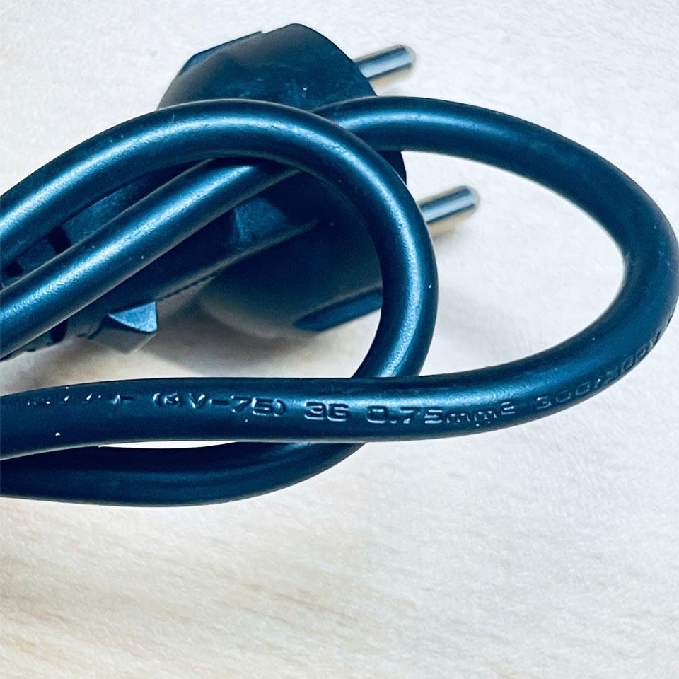 Dây Nguồn HONGLIN HL-014S HL-052 Chuẩn Cắm Điện 2 Chân Tròn AC Power Cord Schuko CEE7 Euro Plug to C5 2.5A 250V 3x0.75mm² Dài 0.9M