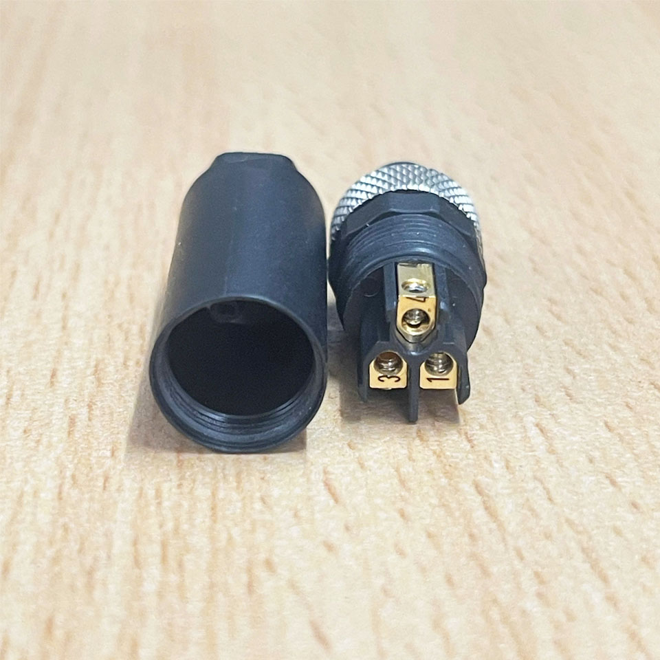 Rắc Hàn A Coded M8 3 Pin Male Industrial Circular Connector Straight IP67 Screw Contacts For Sensors and Signals