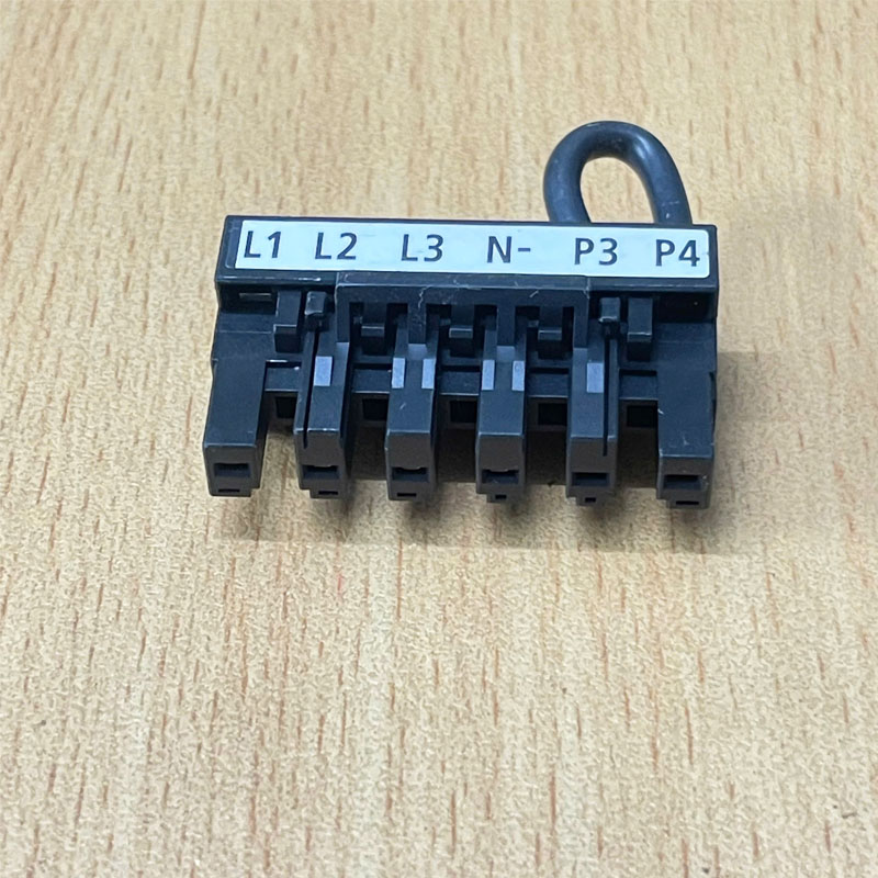 Bộ rắc kết nối MR-J4-200B Mitsubishi Servo CNP3,CNP2,CNP1