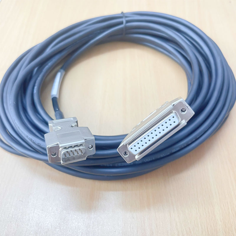 Cáp Điều Khiển RS232 DB9 Male to DB25 Female  28AWG E52853 Cable Black Length 13M
