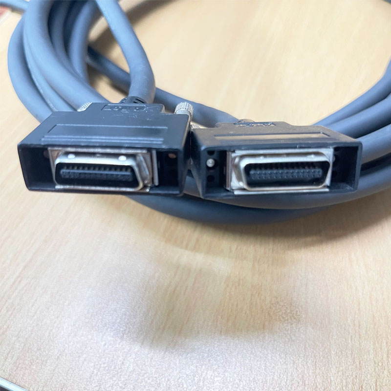 Cáp SCSI CameraLink MDR 26 Position Plug Male to Male Dài 5M Camera Link Style SDR MDR 26 Pin I/O Ports Digital Camera Cable POCL Compatible Camera Cable Straight