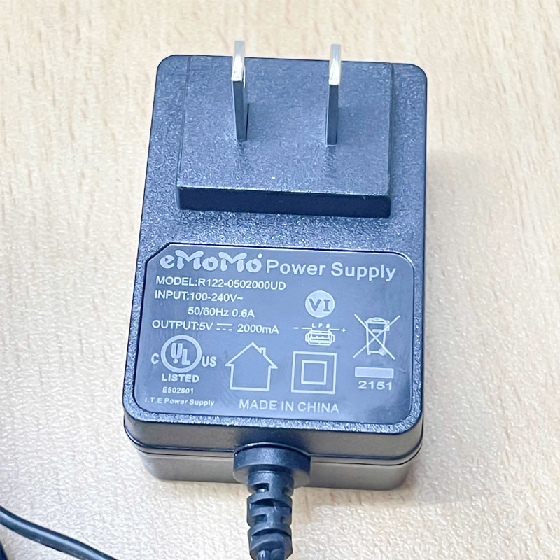 Adapter 5V 2A 10W I.T.E R122-0502000UD US Plug Connector Tip Size 3.5mm x 1.35mm