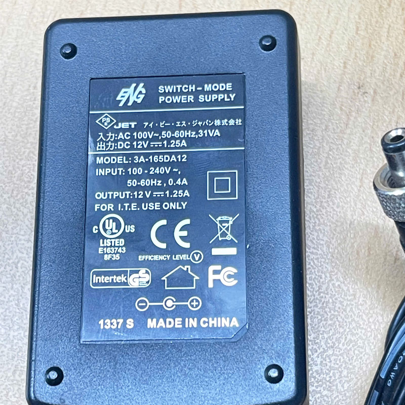 Adapter 12V 1.25A ENG SWITCH-MODE POWER SUPPLY 3A-165DA12 Chân cắm Connector Size Locking 5.5mm x 2.1mm