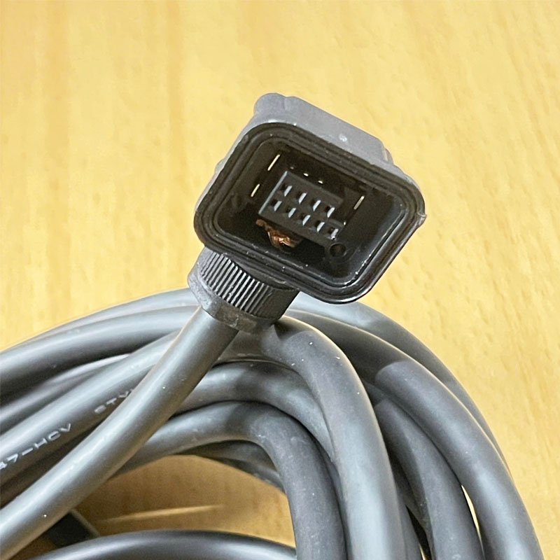 Cáp SWM-J3ENCBL7M-A1-H Dài 7M IOLINK HITACHI RT-FLEX SB 3P X 25AWG cho động cơ servo Mitsubishi