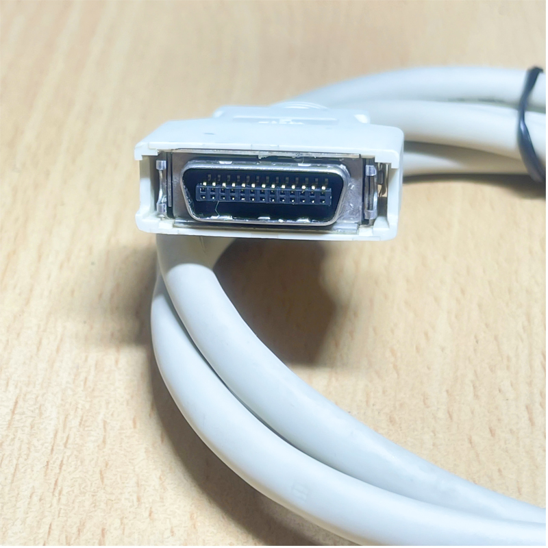 Cáp dữ liệu bộ mã hóa động cơ servo DFP MDR SCSI 26 chân dương sang MDR SCSI 26 chân dương Dài 1M