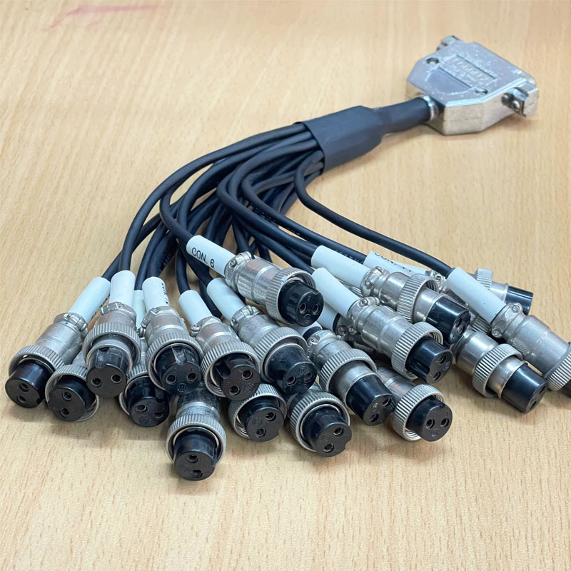 Cáp DB44 Male Metal Shell Connector to 21 Port GX16 2 Pin Female Cable Dài 0.3M